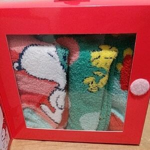 Peanuts Joy to the World Kids Socks